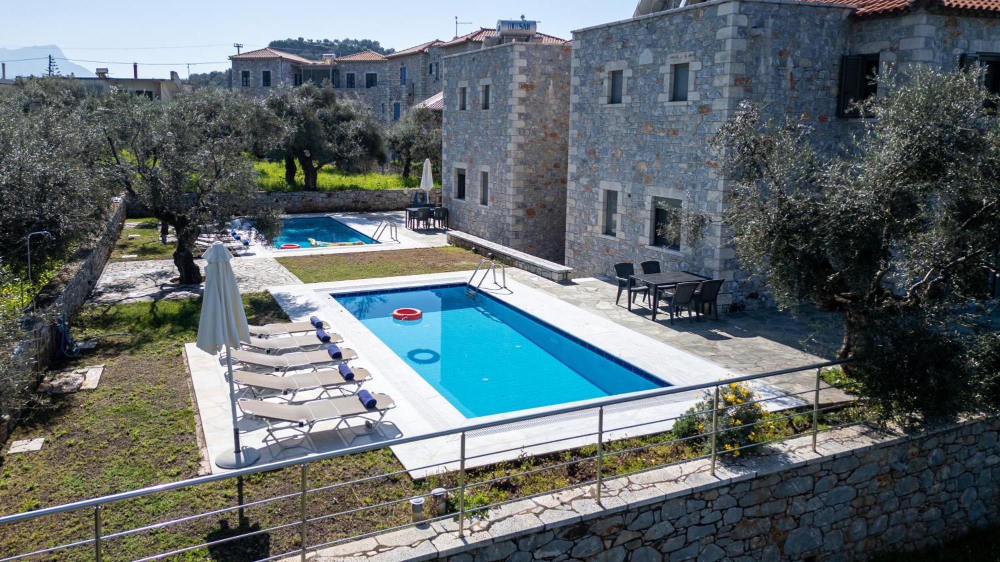 Torri Di Pietra Villa Stoúpa Dış mekan fotoğraf
