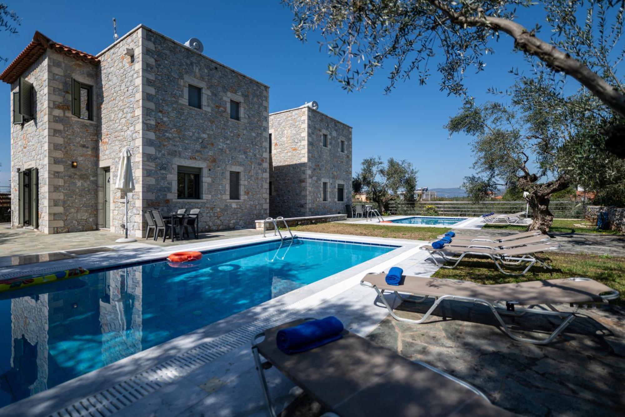 Torri Di Pietra Villa Stoúpa Dış mekan fotoğraf