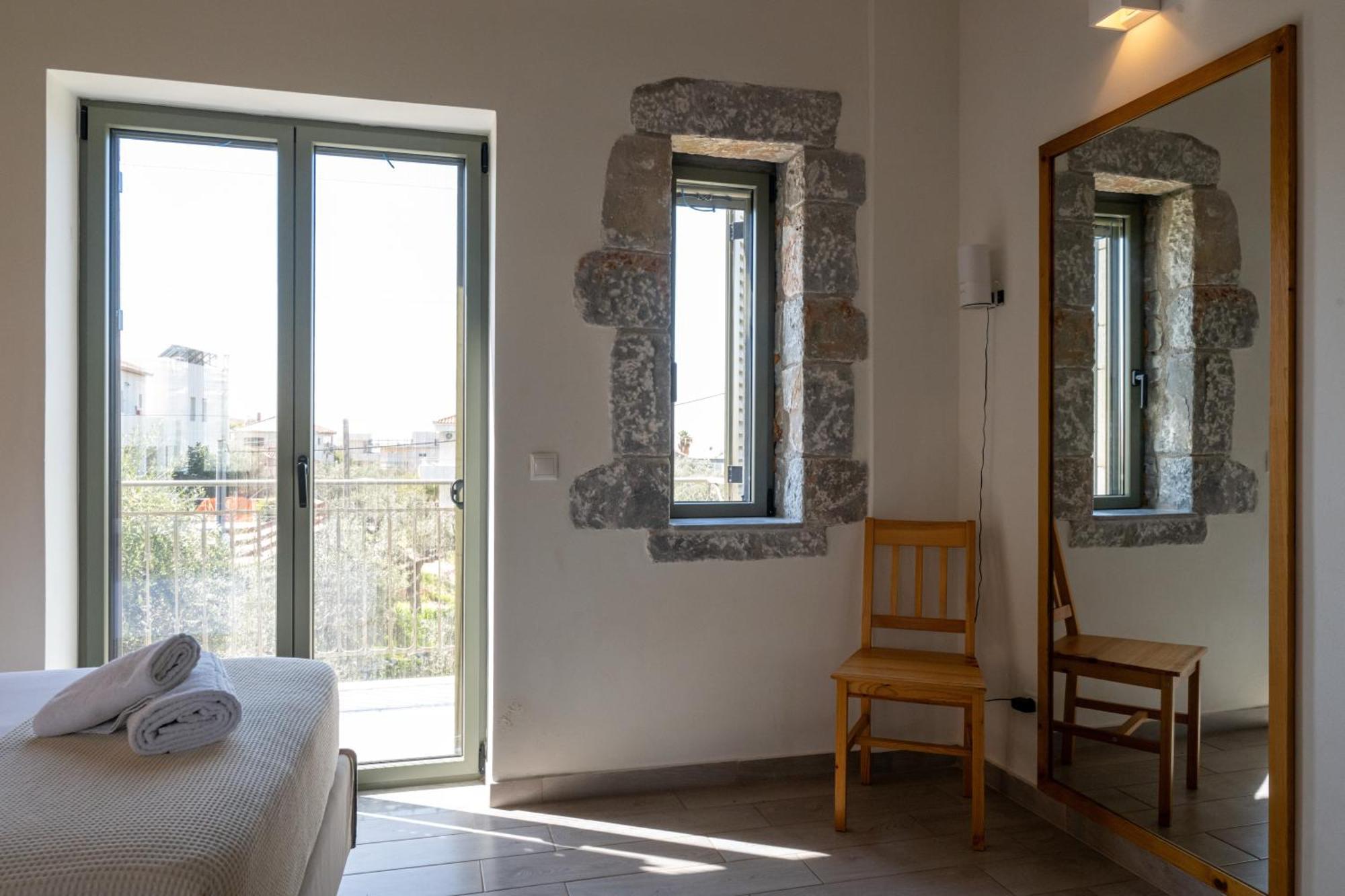 Torri Di Pietra Villa Stoúpa Oda fotoğraf